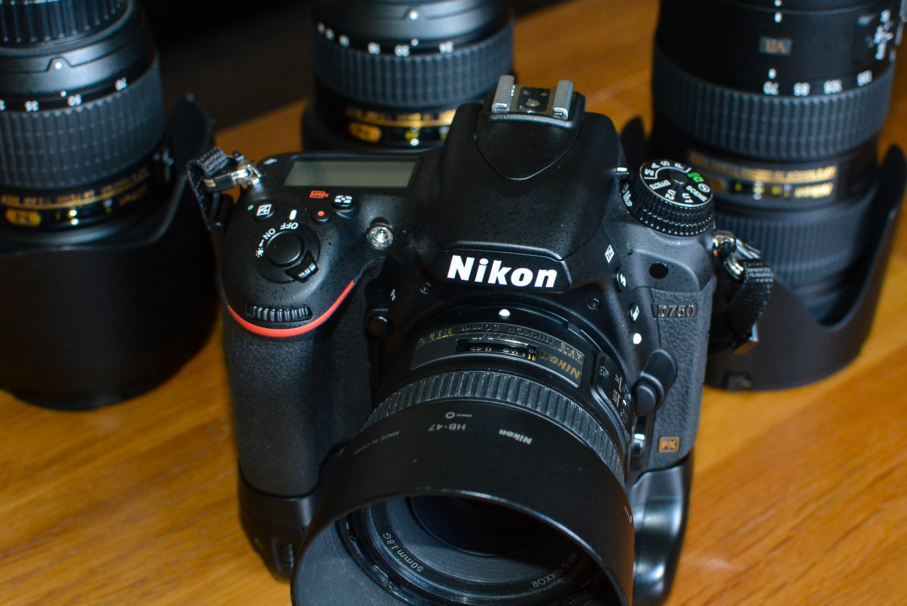 750 50 1. Nikon d750. Фотоаппарат профессиональный Nikon 750d.